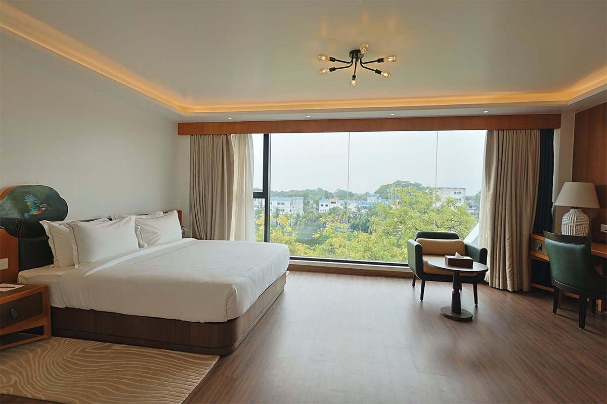 Deluxe Lake View Room